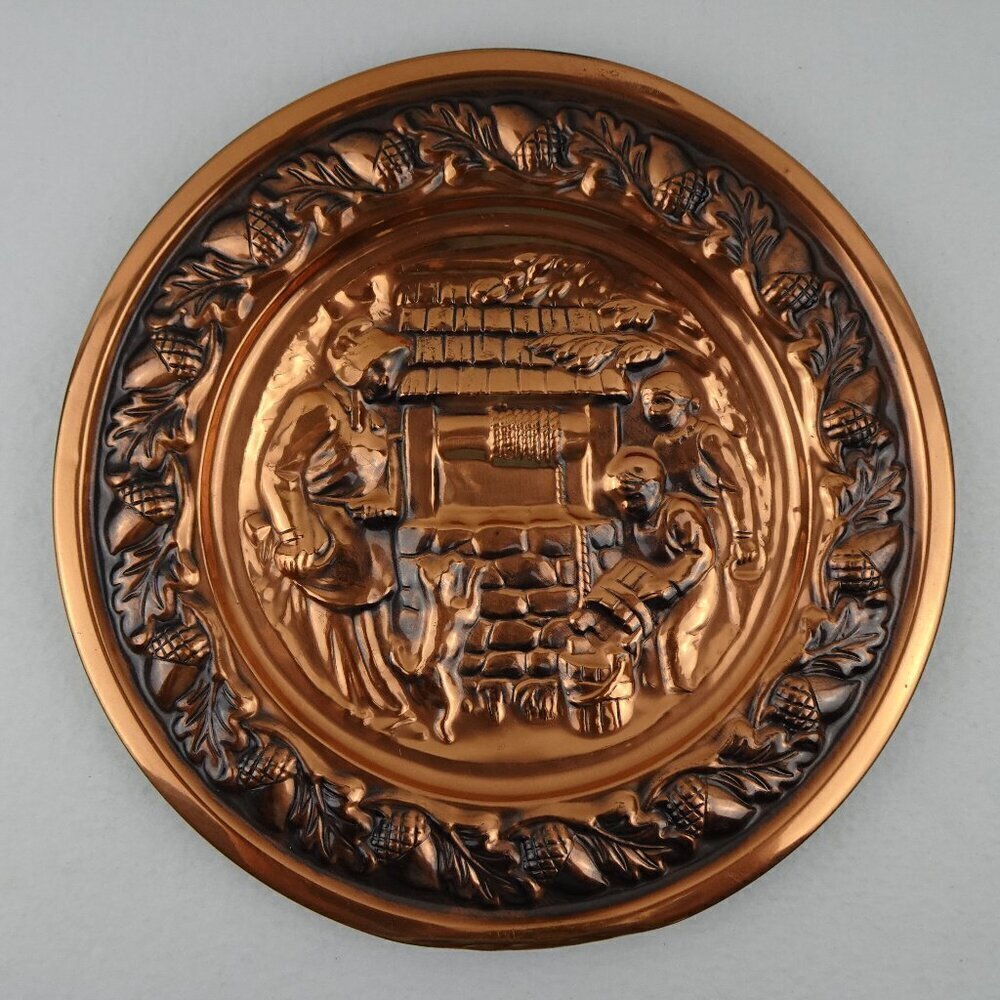 Vintage Copper Tavern Pub Plate Charger Wall Hanging MCM Coppercraft Guild USA